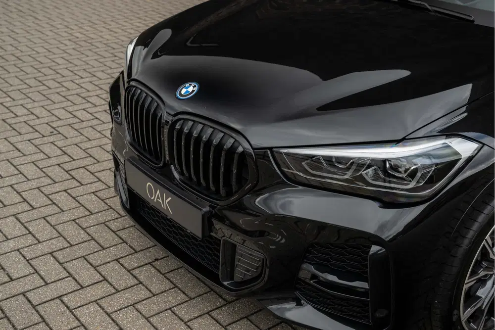 BMW X1 xDrive25e uit 2022, foto 6