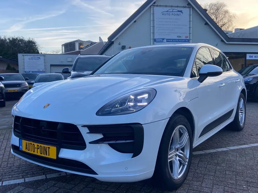 Porsche Macan 2.0 SPORTDESIGN uit 2020