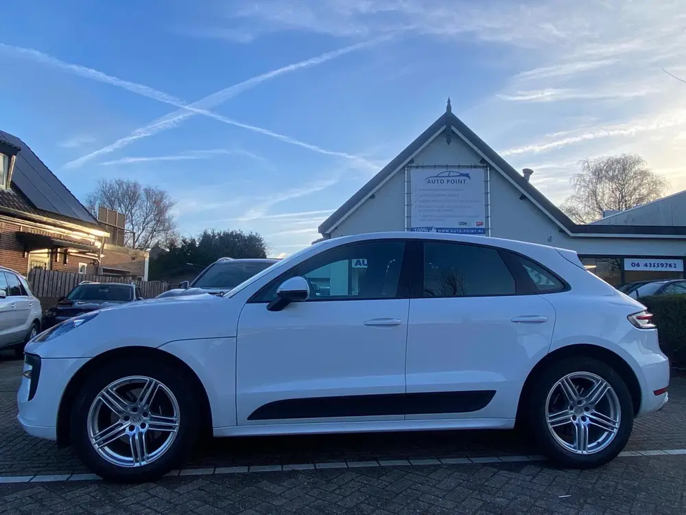 Porsche Macan 2.0 SPORTDESIGN uit 2020, foto 4