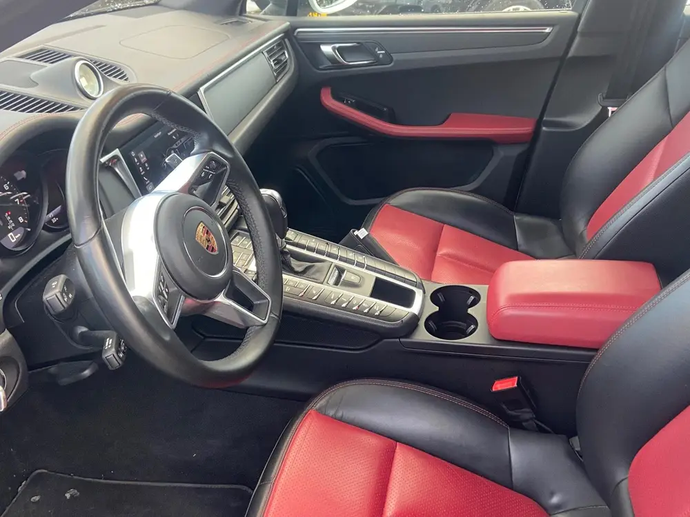 Porsche Macan 2.0 SPORTDESIGN uit 2020, foto 8