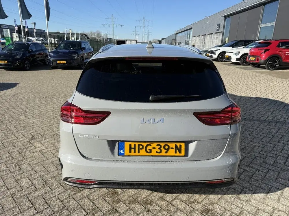 Kia Ceed 1.0 T-GDi DESIGN EDITION * VEEL OPTIES uit 2025, foto 5