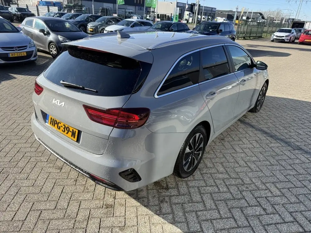 Kia Ceed 1.0 T-GDi DESIGN EDITION * VEEL OPTIES uit 2025, foto 6