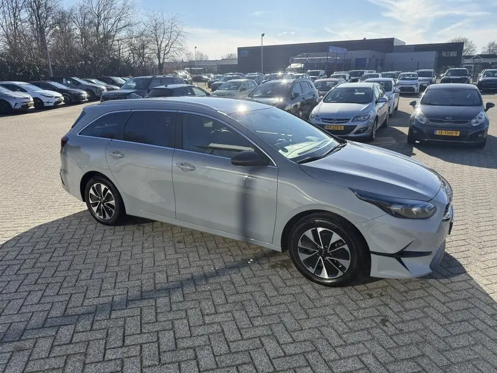 Kia Ceed 1.0 T-GDi DESIGN EDITION * VEEL OPTIES uit 2025, foto 7