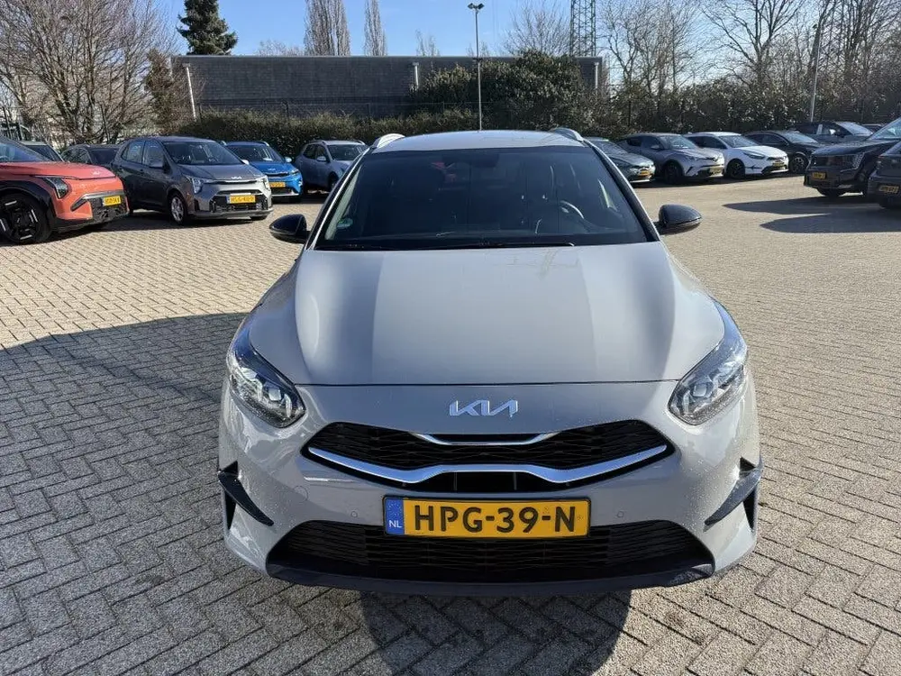 Kia Ceed 1.0 T-GDi DESIGN EDITION * VEEL OPTIES uit 2025, foto 9