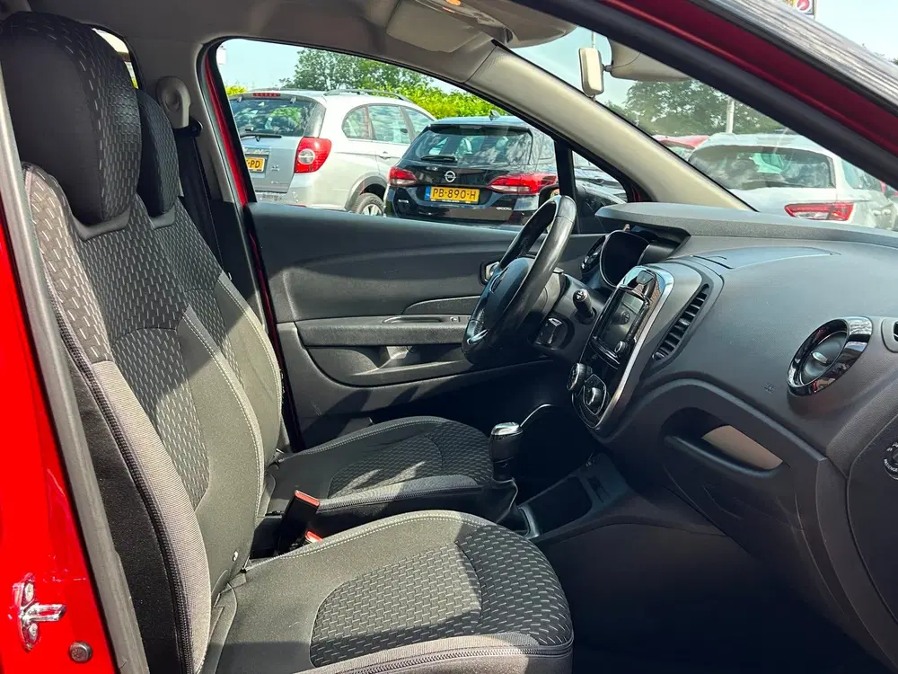 Renault Captur 0.9 TCe Intens 1e Eig Navi Camera Clima Tr uit 2019, foto 7