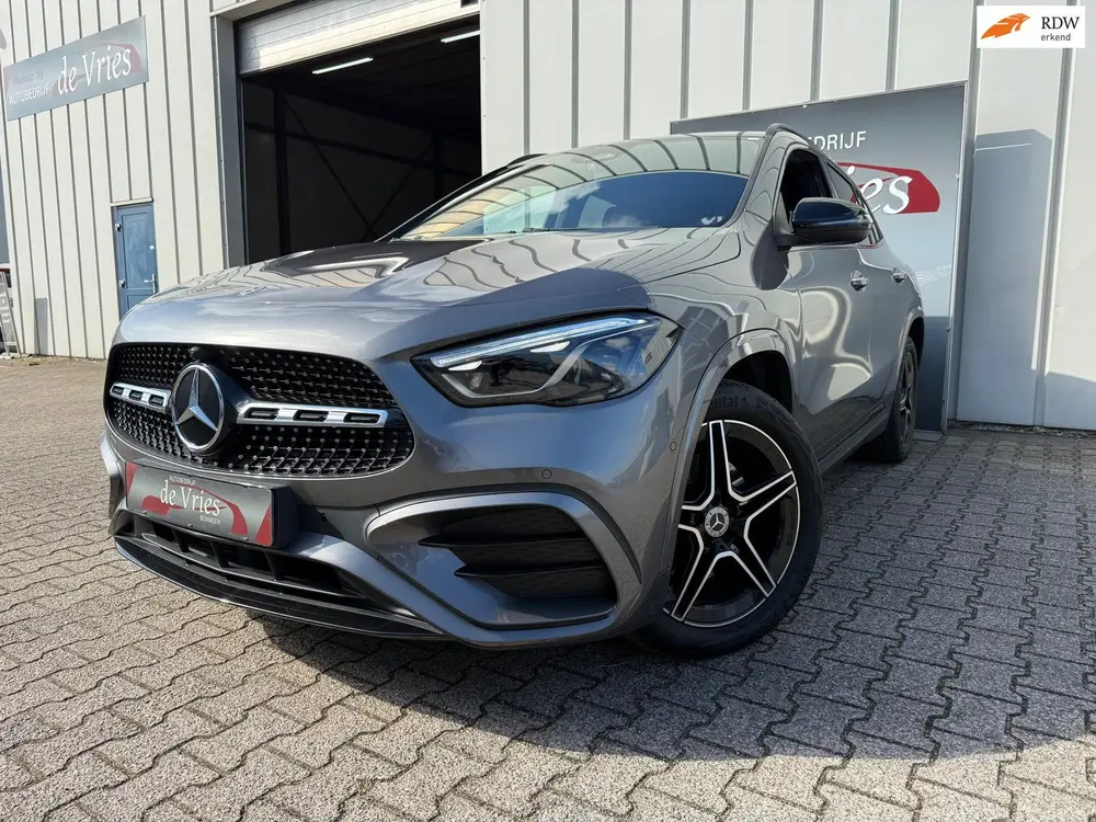 Mercedes-Benz GLA 250 e AMG Line FULL uit 2024