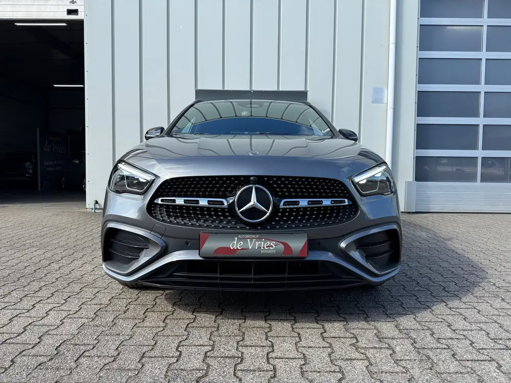Mercedes-Benz GLA 250 e AMG Line FULL uit 2024, foto 4