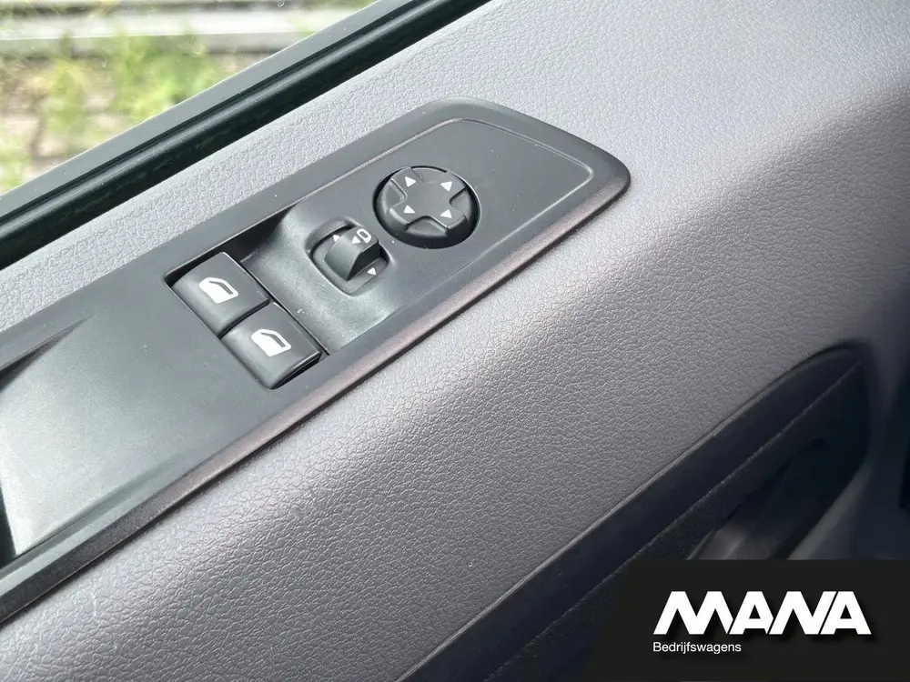 Opel Vivaro 2.0 CDTI L2H1 Automaat Cruise Camera Airco uit 2020, foto 8