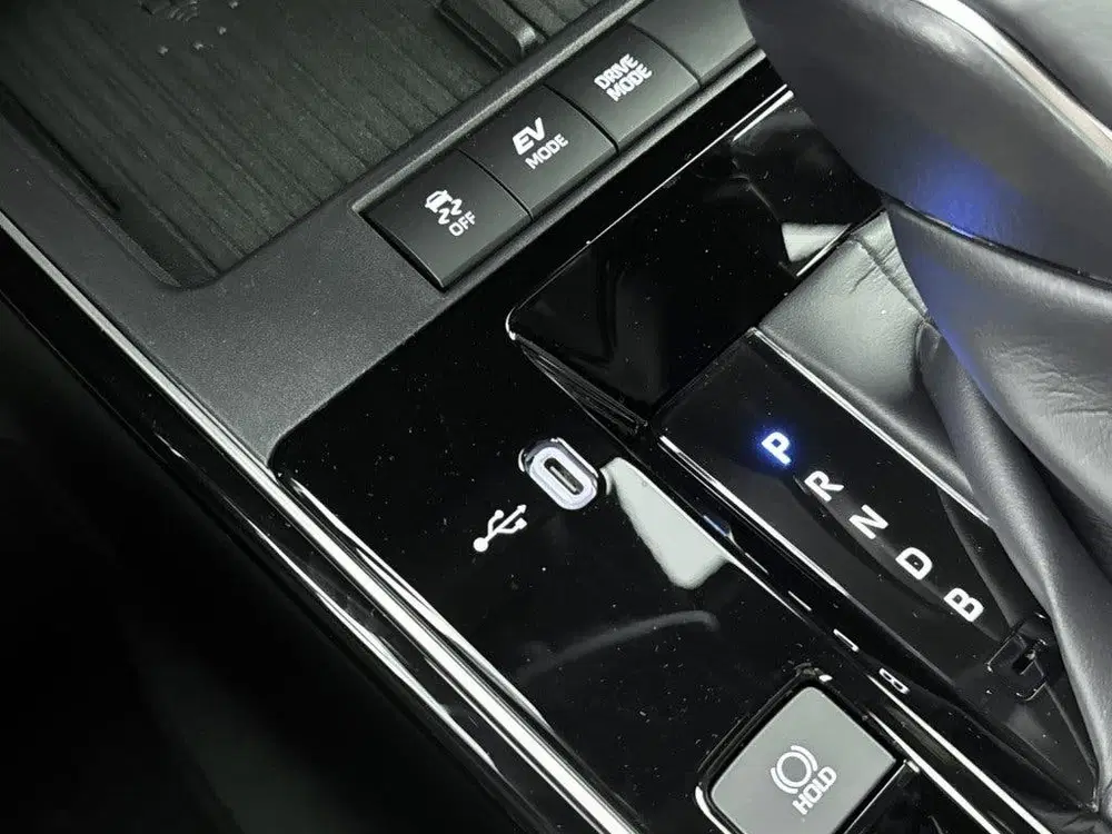 Toyota Corolla Cross Hybrid 140 Dynamic uit 2026, foto 18