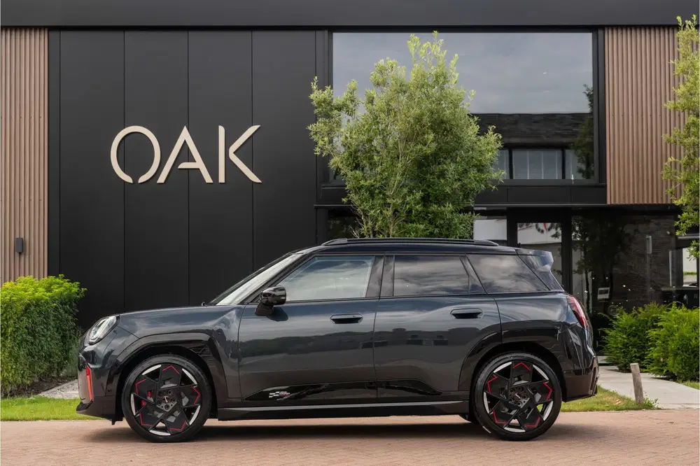 Mini Aceman E JCW John Cooper Works L 54.2 kWh uit 2025