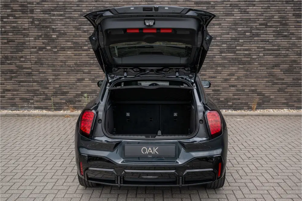 Mini Aceman E JCW John Cooper Works L 54.2 kWh uit 2025, foto 13