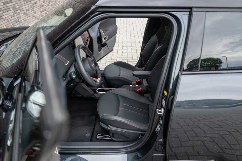 Mini Aceman E JCW John Cooper Works L 54.2 kWh uit 2025, foto 18