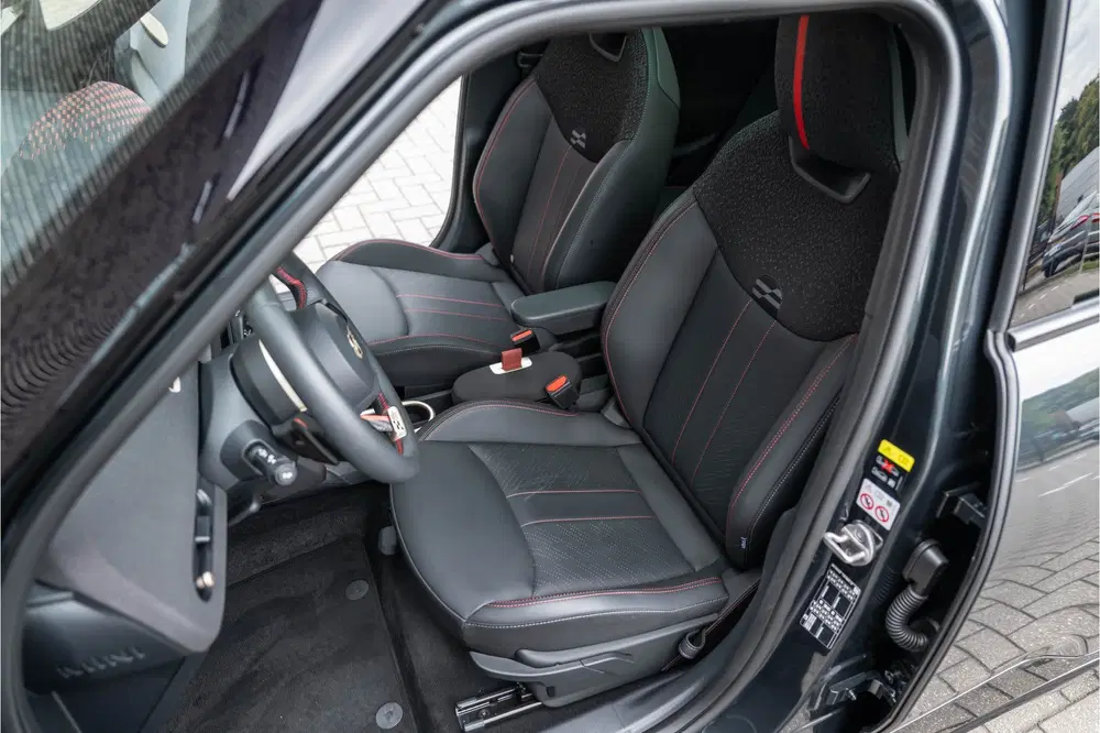 Mini Aceman E JCW John Cooper Works L 54.2 kWh uit 2025, foto 19