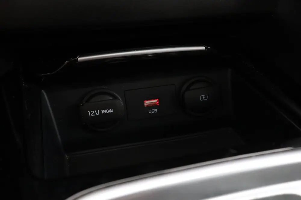 Kia XCeed 1.4 T-GDi DynamicPlusLine uit 2019, foto 19