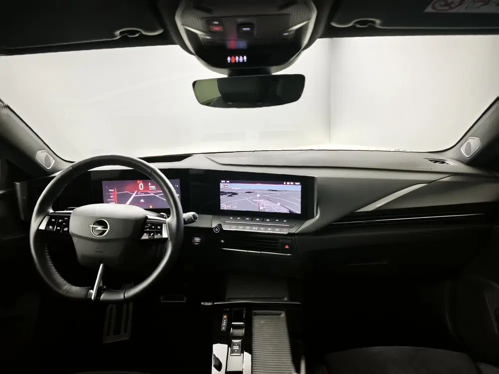 Opel Astra 1.6 Hybrid Elegance uit 2022, foto 3