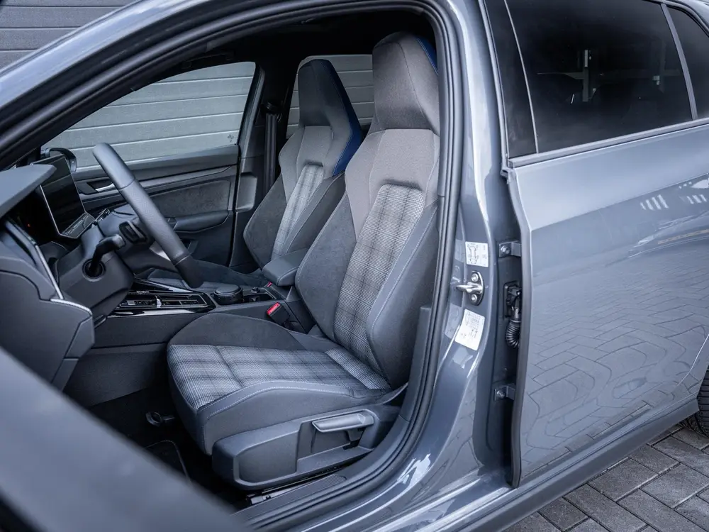 Volkswagen Golf 8.5 1.5 eHybrid GTE - Mistl. l Pano l 19'' l uit 2025, foto 11