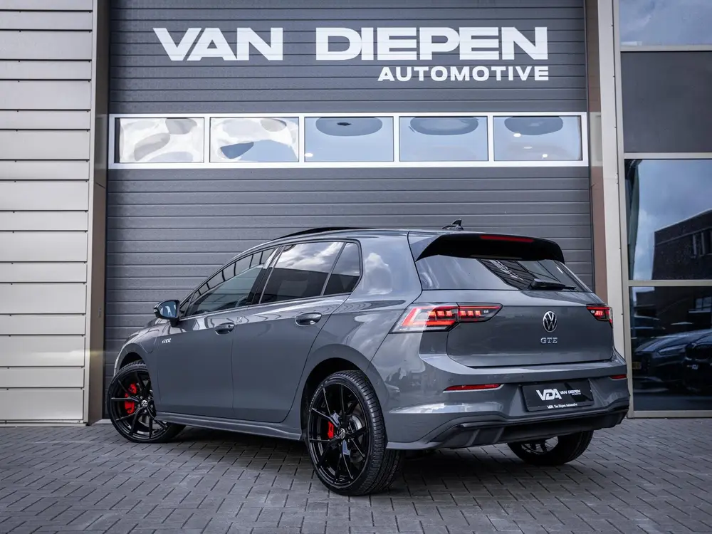 Volkswagen Golf 8.5 1.5 eHybrid GTE - Mistl. l Pano l 19'' l uit 2025, foto 8