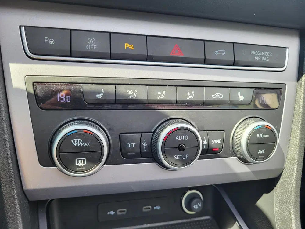 SEAT Ateca 1.5 TSI Xperience Business Intense panoram uit 2022, foto 17
