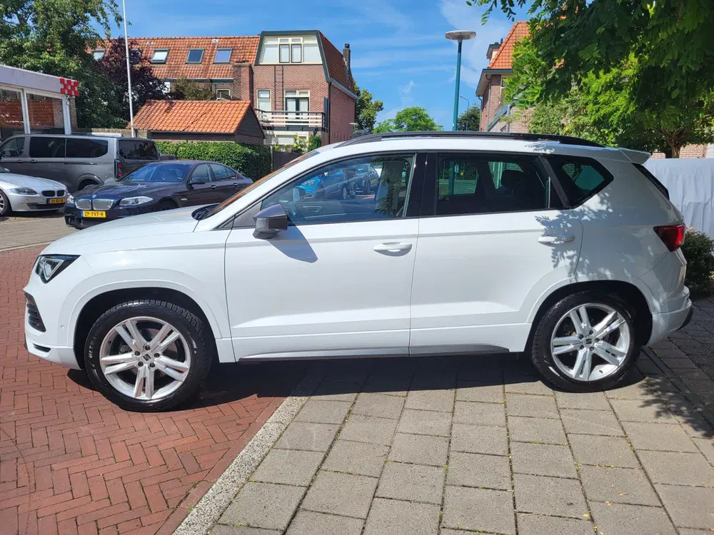 SEAT Ateca 1.5 TSI Xperience Business Intense panoram uit 2022, foto 2