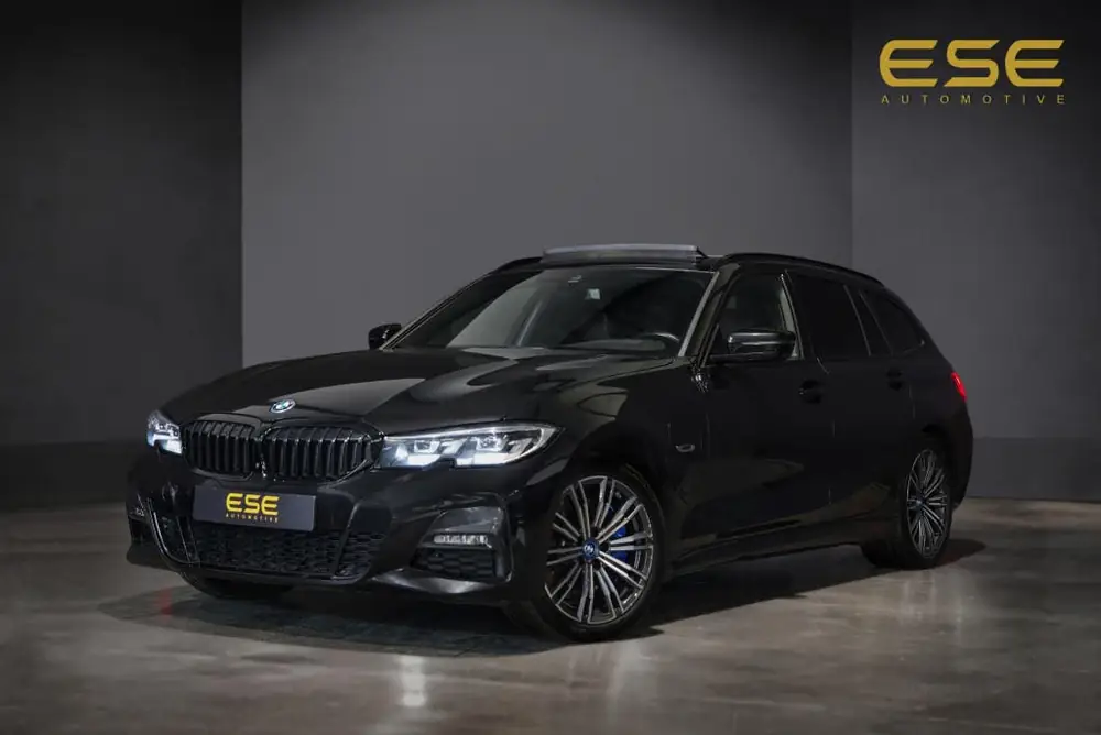 BMW 3-Serie Touring 330e M-Sport | Pano | Trekhaak | 360 cam uit 2022
