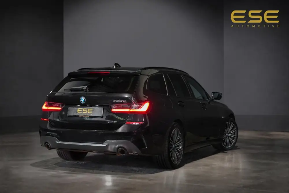 BMW 3-Serie Touring 330e M-Sport | Pano | Trekhaak | 360 cam uit 2022, foto 3