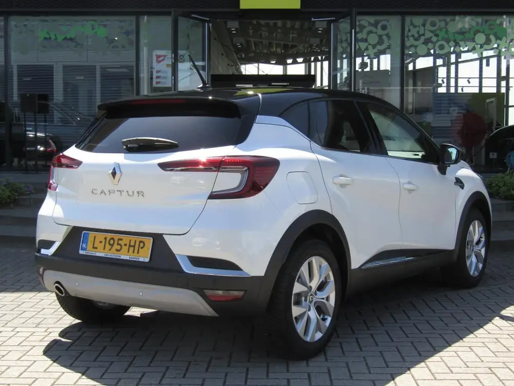 Renault Captur TCe 90pk GPF Intens / Navigatie / Camera / 4 uit 2021, foto 2