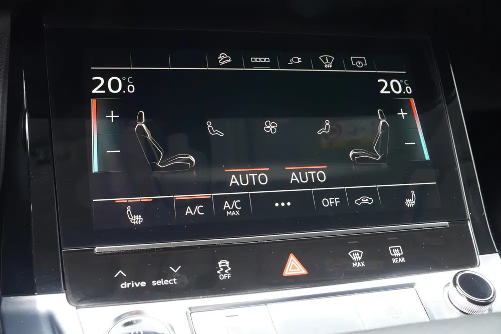 Audi Q8 e-tron 50 quattro Advanced Edition 95 kWh uit 2024, foto 14