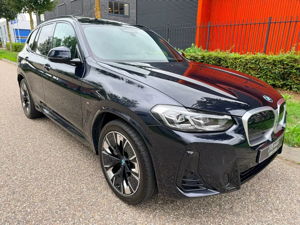 BMW iX3 Impressive uit 2025, foto 6