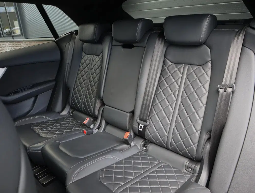 Audi Q8 55 TFSI e quattro Pro Line S-Line uit 2021, foto 10