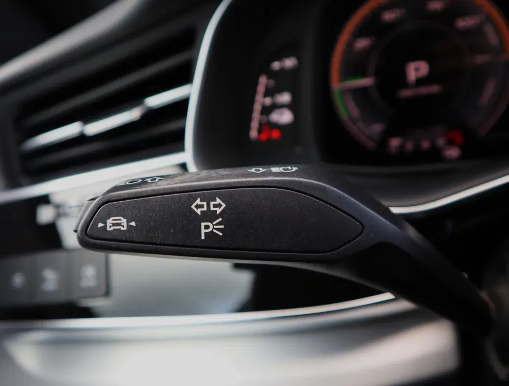 Audi Q8 55 TFSI e quattro Pro Line S-Line uit 2021, foto 18