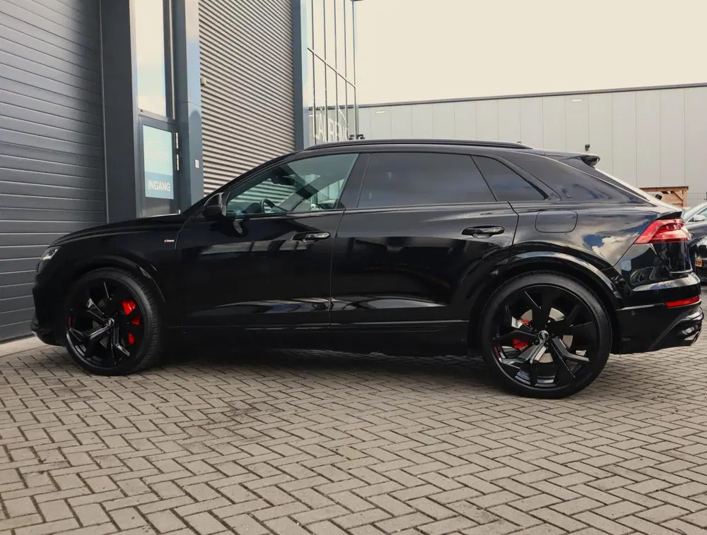 Audi Q8 55 TFSI e quattro Pro Line S-Line uit 2021, foto 6