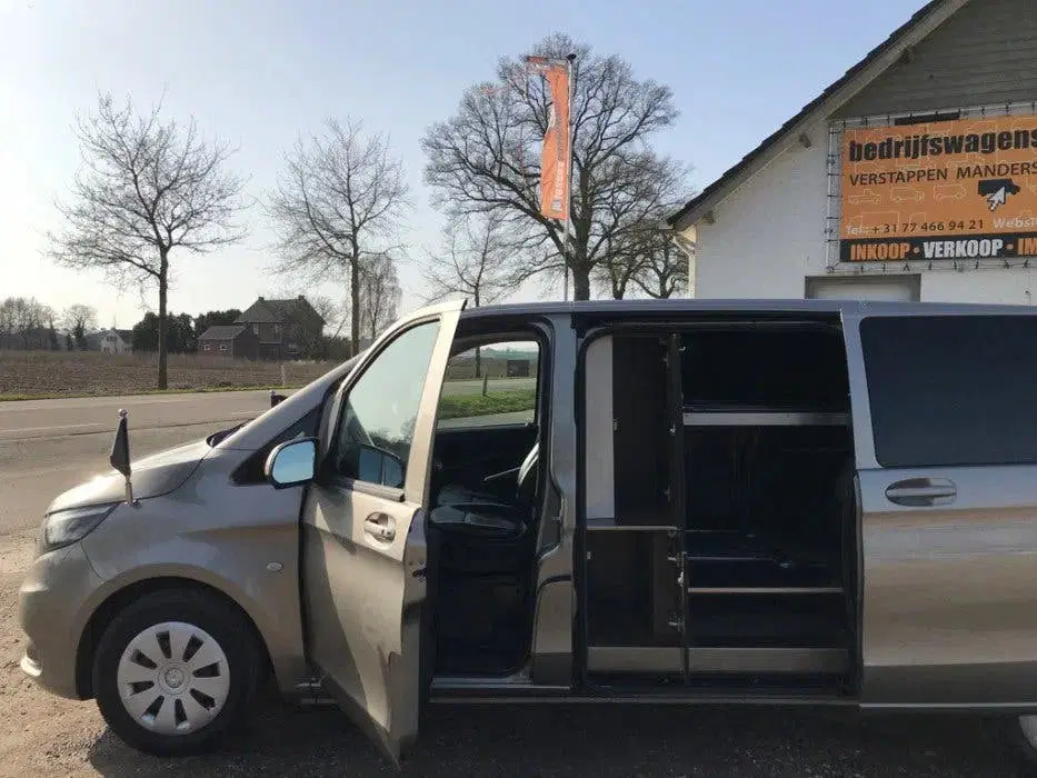 Mercedes-Benz Vito 114 CDI 2.2 CDi Euro 6 Begrafenisauto Rou uit 2019, foto 3