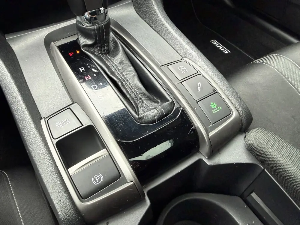 Honda Civic 1.0 i-VTEC Executive Automaat Clima Pano Navi Vo uit 2019, foto 18