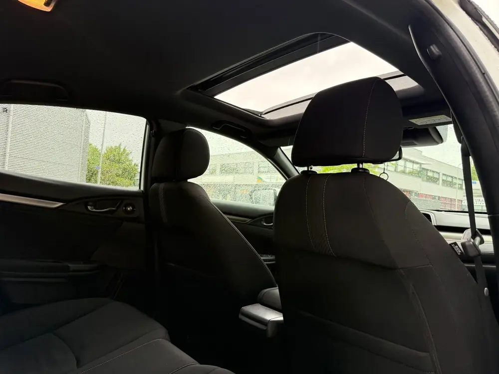 Honda Civic 1.0 i-VTEC Executive Automaat Clima Pano Navi Vo uit 2019, foto 8