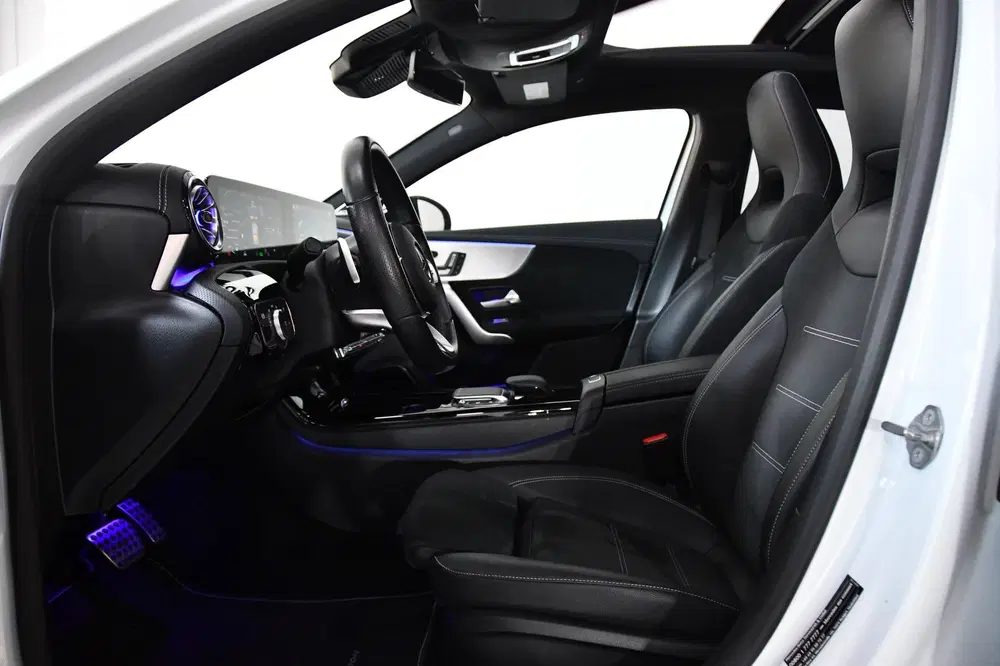 Mercedes-Benz A-Klasse 250 e AMG Limited uit 2020, foto 5