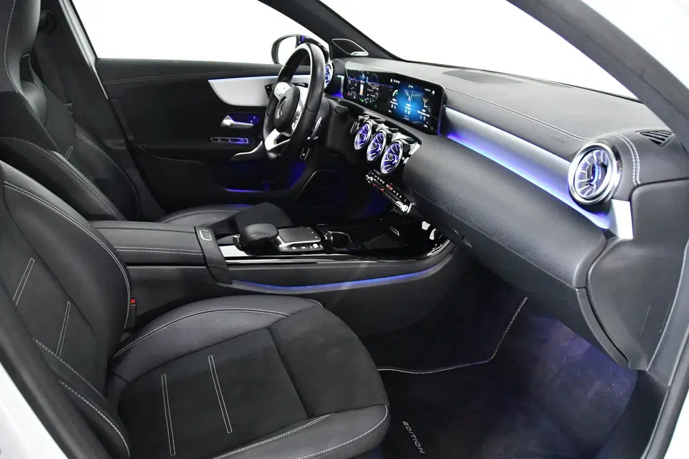Mercedes-Benz A-Klasse 250 e AMG Limited uit 2020, foto 7