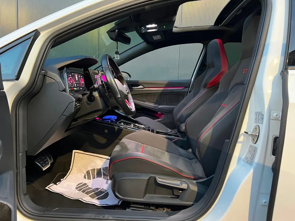 Volkswagen Golf 2.0 TSI GTI Clubsport * head-up * Pano * Cam uit 2024, foto 20