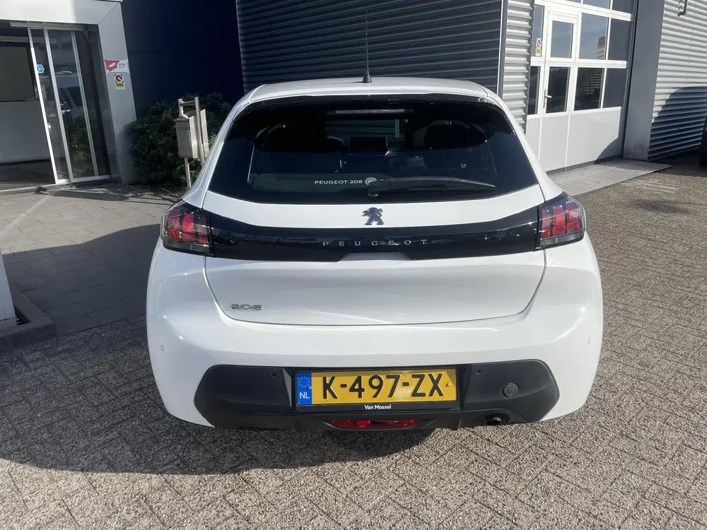 Peugeot 208 1.2 PureTech Active Pack uit 2021, foto 6