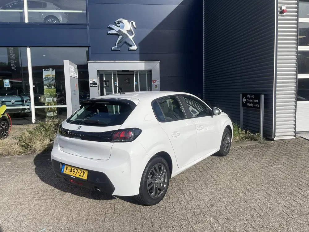 Peugeot 208 1.2 PureTech Active Pack uit 2021, foto 7