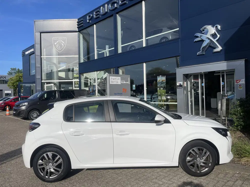 Peugeot 208 1.2 PureTech Active Pack uit 2021, foto 8