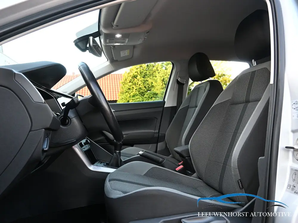 Volkswagen Polo 1.0 TSI Highline, virt. cockp. 2x PDC, navi uit 2021, foto 10