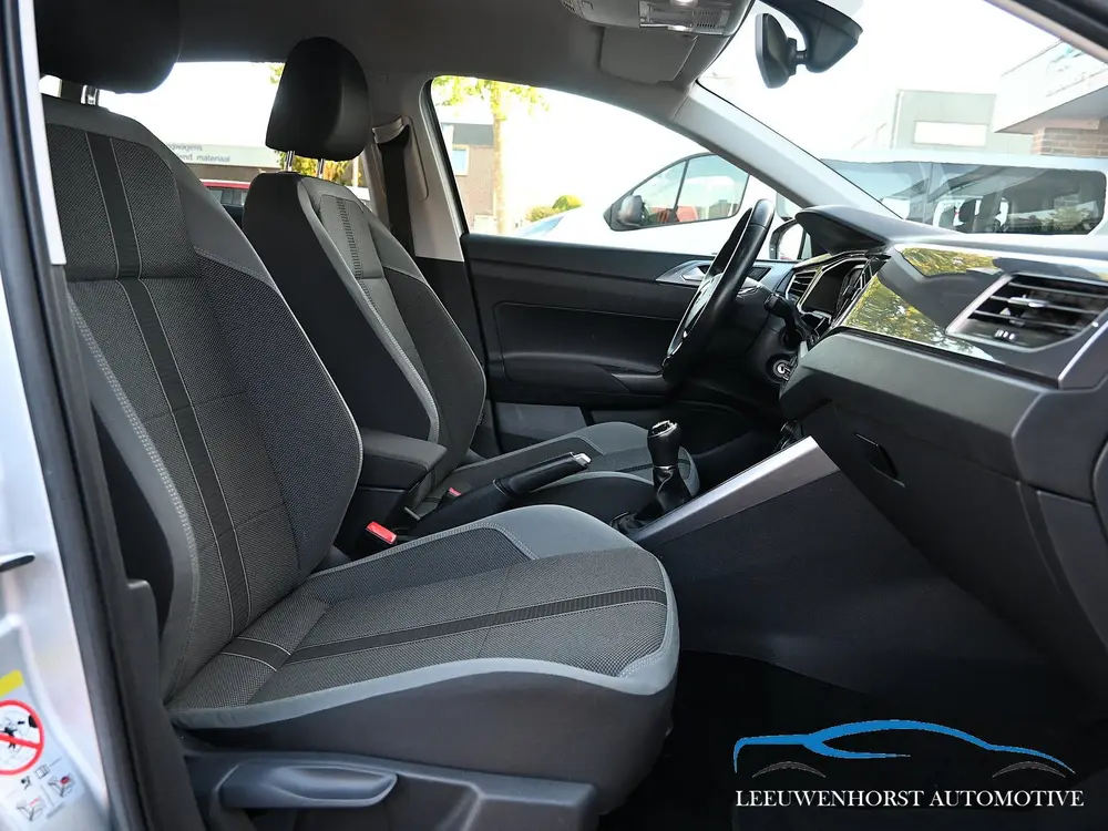 Volkswagen Polo 1.0 TSI Highline, virt. cockp. 2x PDC, navi uit 2021, foto 14