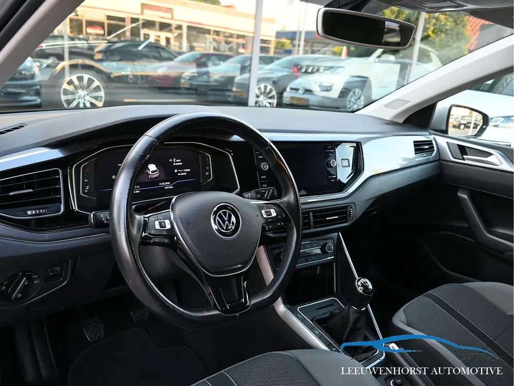 Volkswagen Polo 1.0 TSI Highline, virt. cockp. 2x PDC, navi uit 2021, foto 9