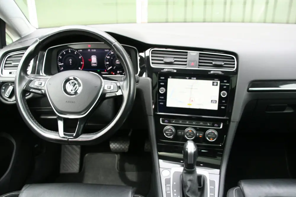 Volkswagen GOLF 1.5 TSI HIGHLINE R-LINE SPORT LEER PANORAMAD uit 2020, foto 15