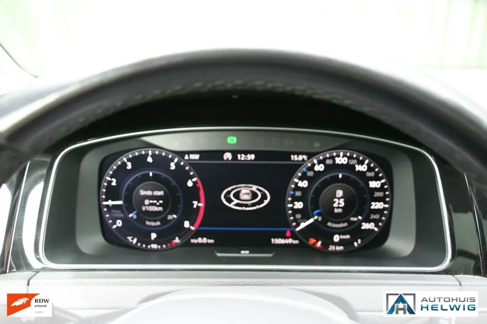 Volkswagen GOLF 1.5 TSI HIGHLINE R-LINE SPORT LEER PANORAMAD uit 2020, foto 19