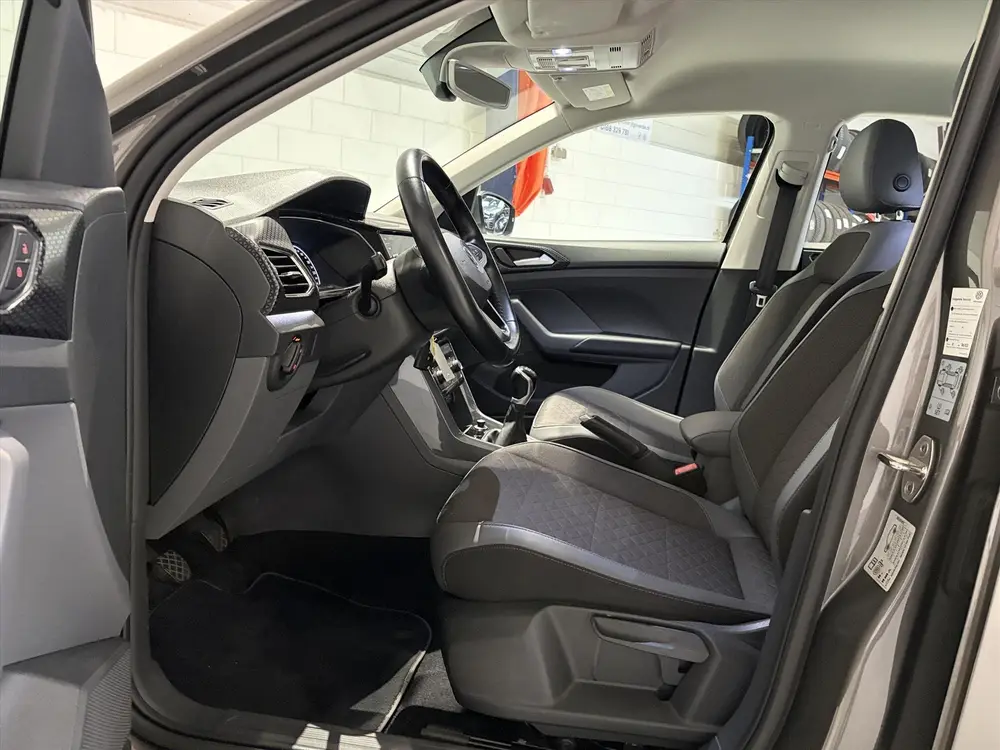 Volkswagen T-Cross 1.0 TSI 115pk Style R-line, ACC, Carplay uit 2020, foto 16