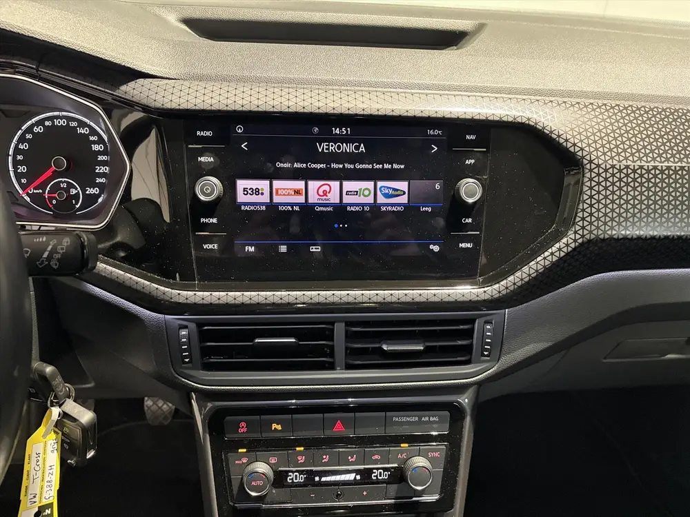 Volkswagen T-Cross 1.0 TSI 115pk Style R-line, ACC, Carplay uit 2020, foto 20