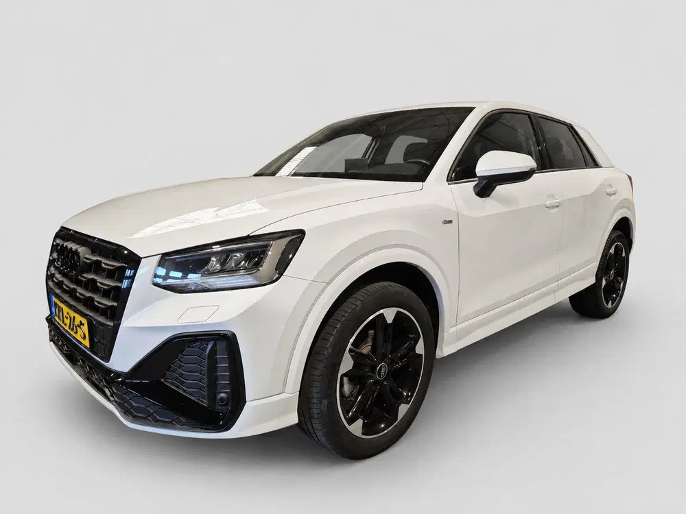 Audi Q2 30 TFSI S-Line uit 2024, foto 4