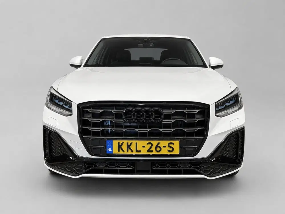 Audi Q2 30 TFSI S-Line uit 2024, foto 5