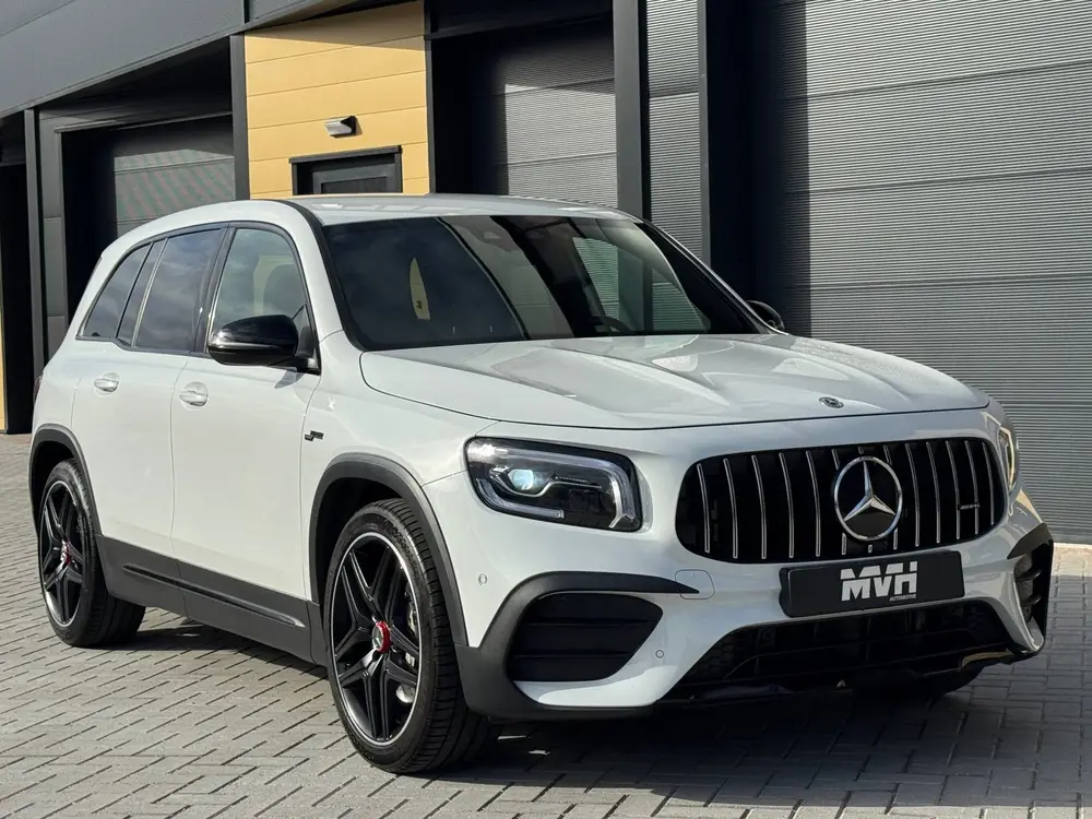 Mercedes-Benz GLB AMG 35 4MATIC Premium Plus uit 2021, foto 2